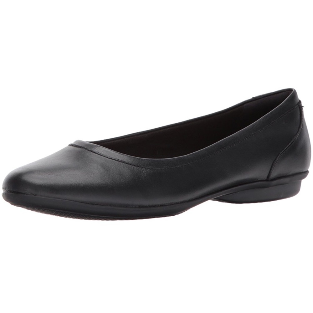Clark’s Women's Gracelin Mara Flat